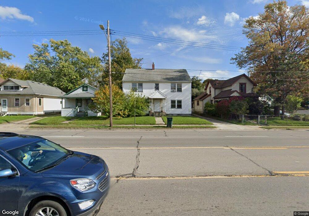 1725 S Cedar St, Lansing, MI 48910 - photo 1