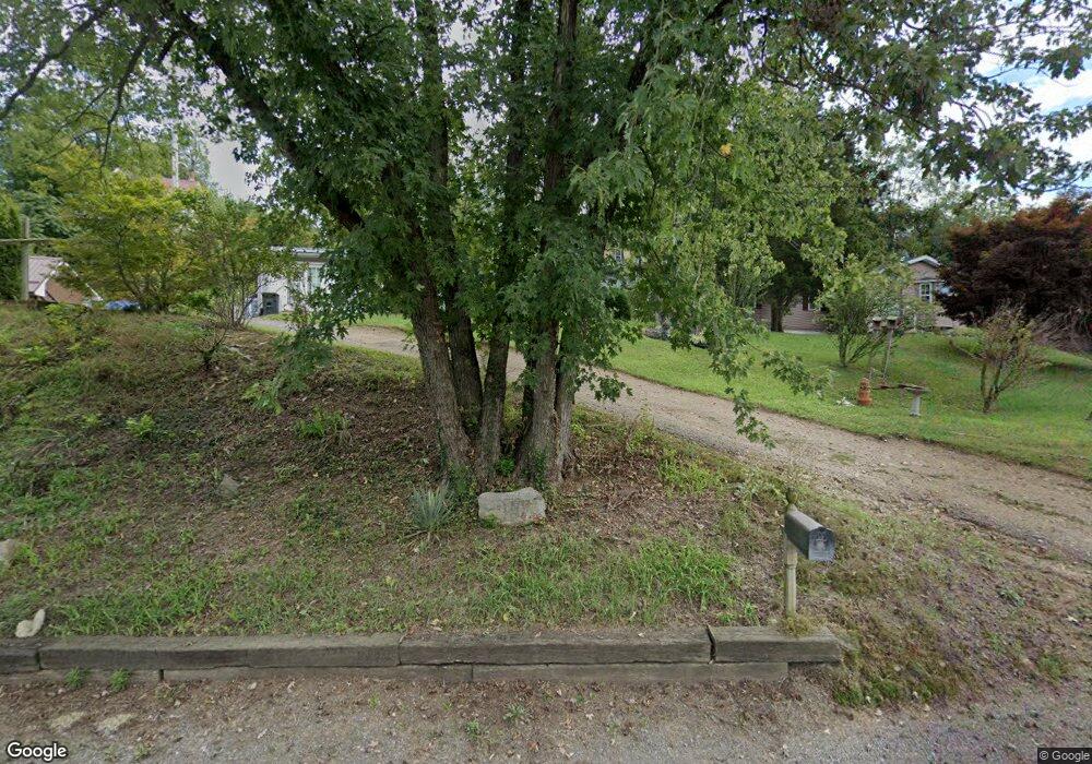 106 Duane Ln, Berkeley Springs, WV 25411 - photo 1