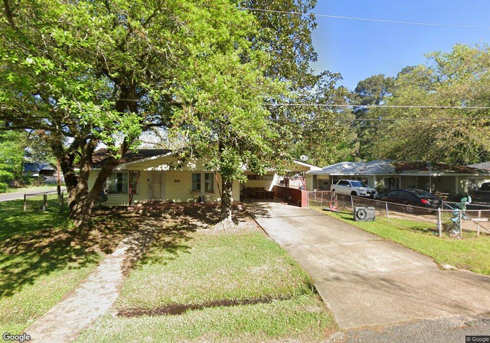 201 Armstrong St, Pineville, LA 71360 - photo 1