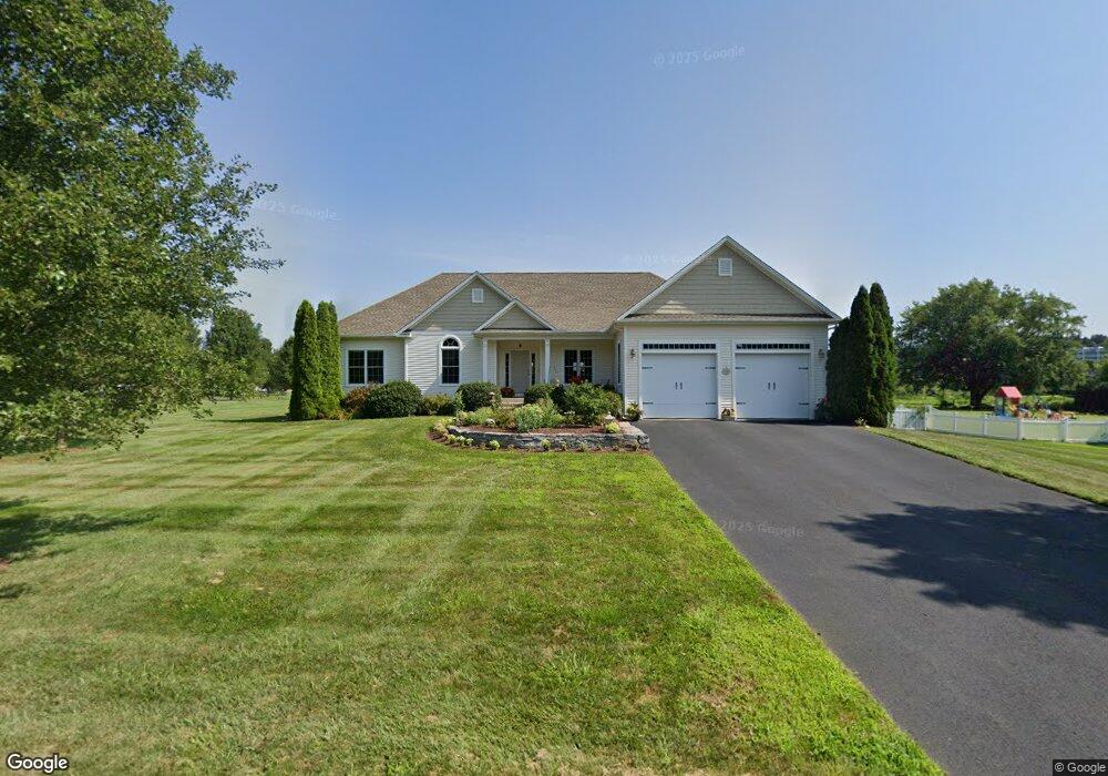 7 Meeting House Ln, Enfield, CT 06082 - photo 1