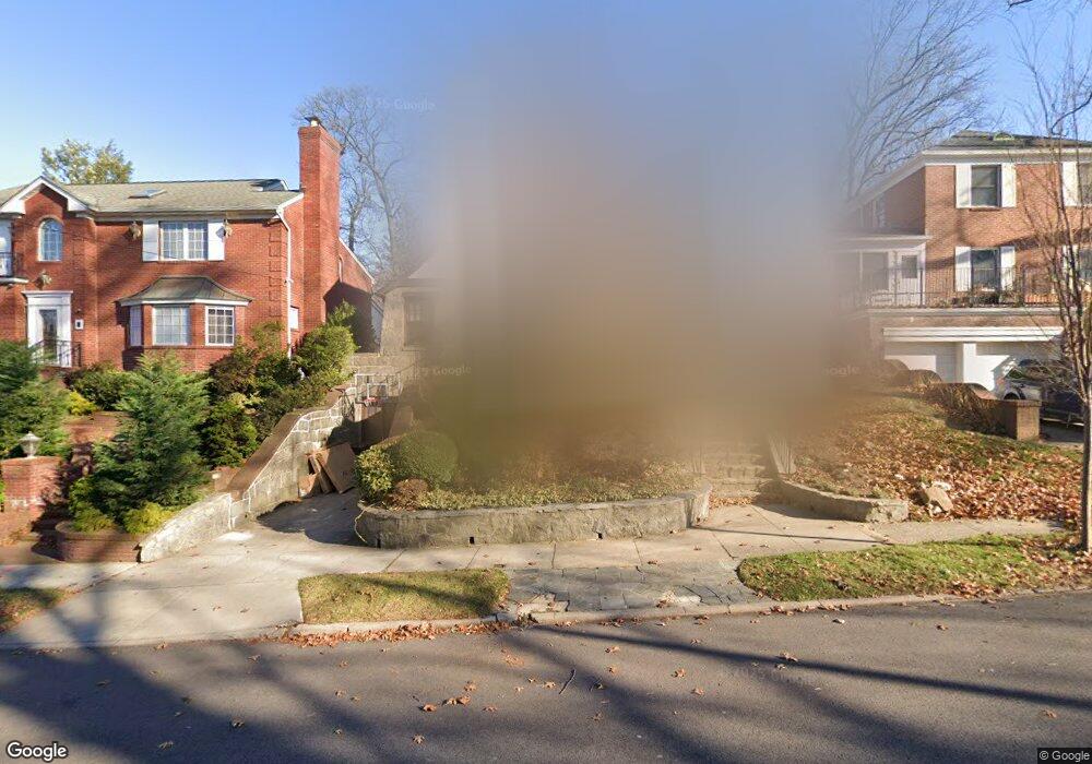 84-15 Chevy Chase St unit ST, Jamaica, NY 11432 - photo 1