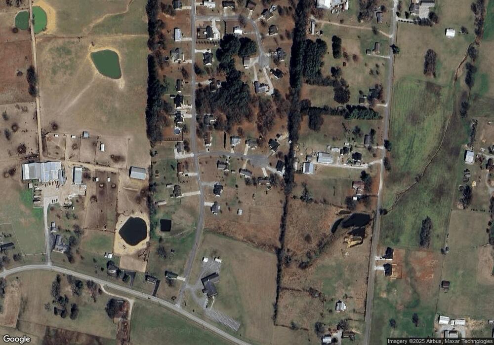 68 Pine Crest Cir, McMinnville, TN 37110 - photo 1