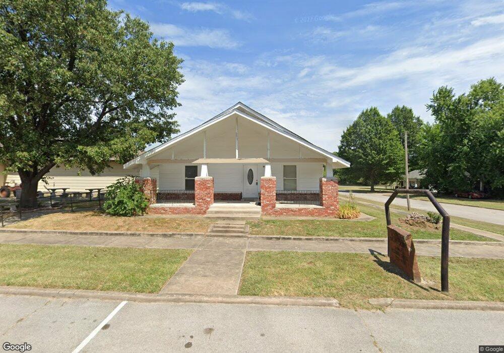 121 S Broadway St, Skiatook, OK 74070 - photo 1