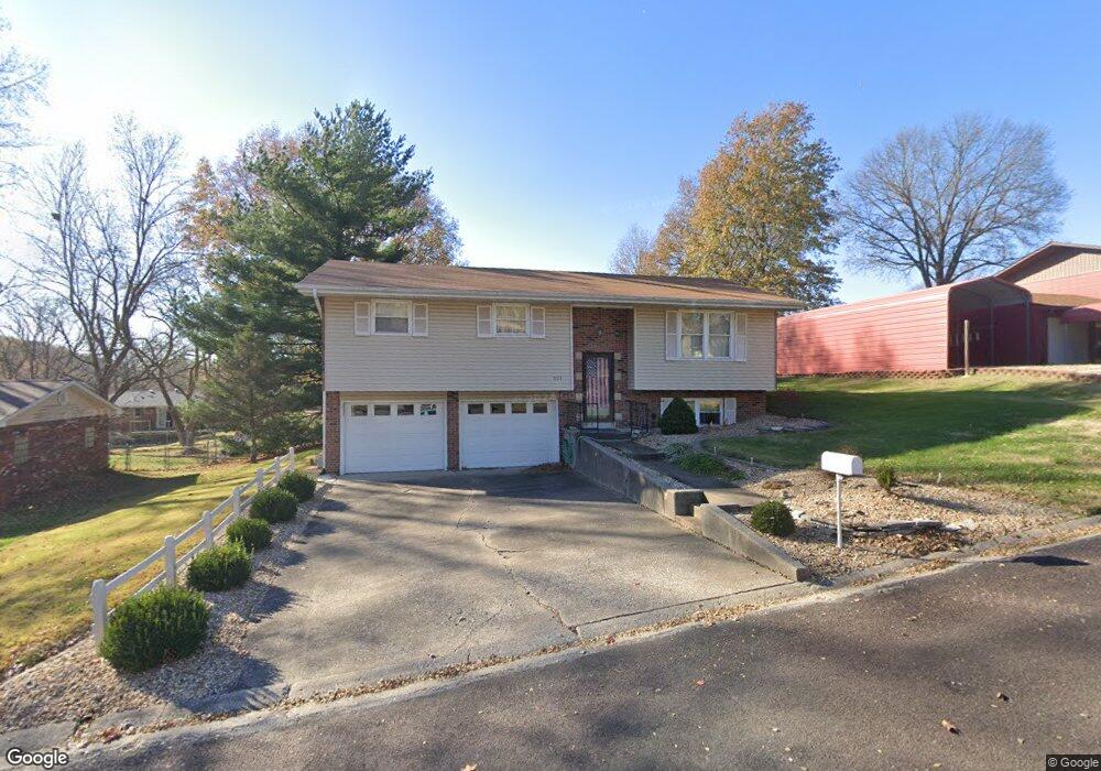 903 Nelson Dr, Maryville, IL 62062 - photo 1