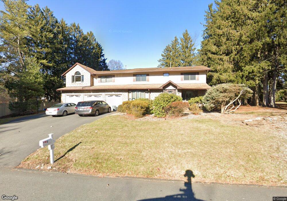 2 Crabapple Ct, Monsey, NY 10952 - photo 1