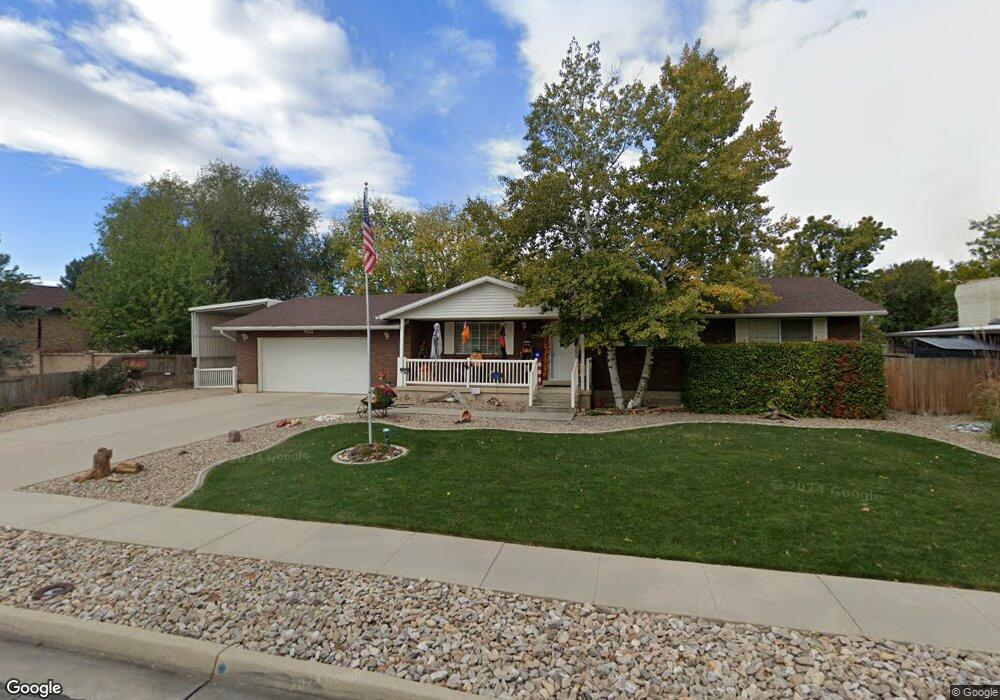 9512 S 2500 W, South Jordan, UT 84095 - photo 1