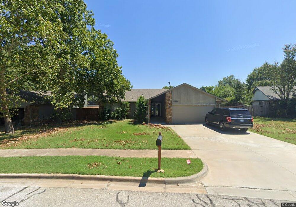 3809 S Sycamore Ave, Broken Arrow, OK 74011 - photo 1