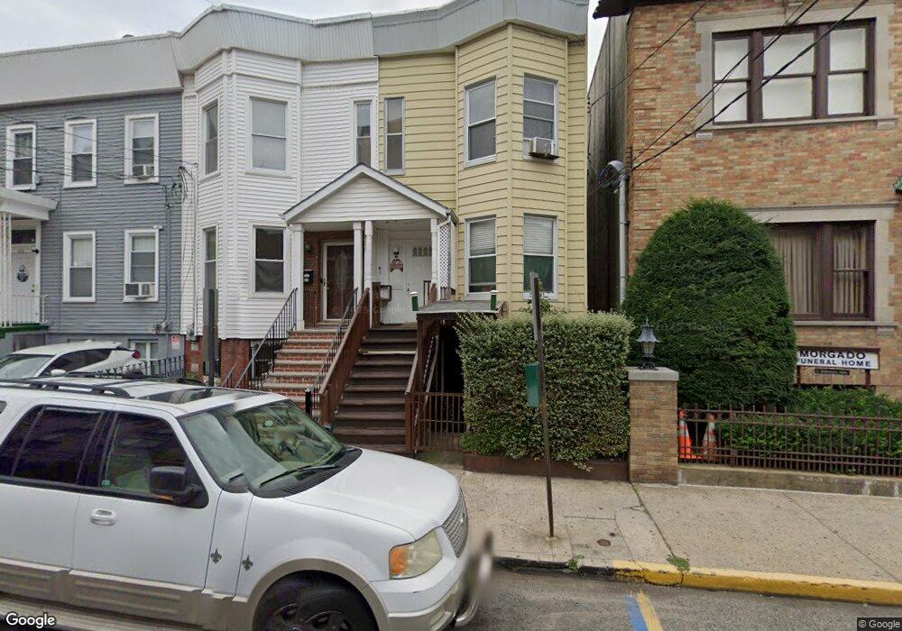 517 45th St, Union City, NJ 07087 - photo 1