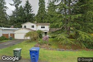 20004 32nd Ave NE, Lake Forest Park, WA 98155