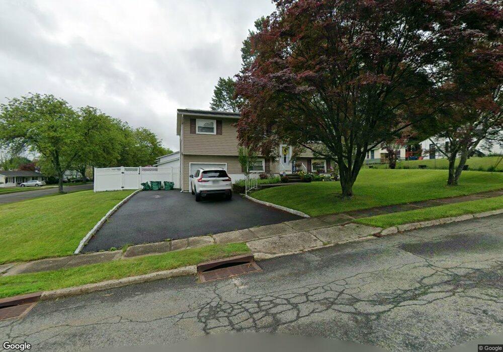 8 Clive Place, Newton, NJ 07860 - photo 1