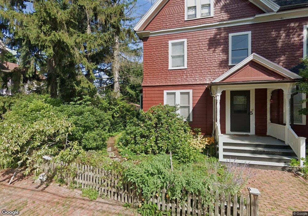 10 W Bellevue Ave unit 3, Cambridge, MA 02140 - photo 1