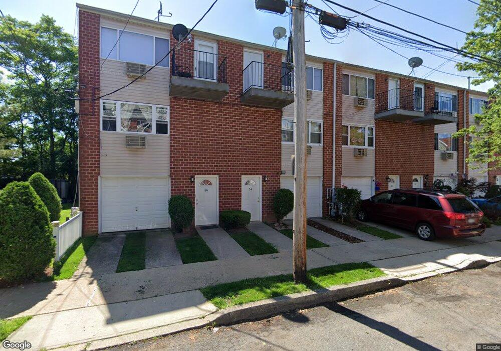 34B Francine Ct unit 96B, Staten Island, NY 10306 - photo 1