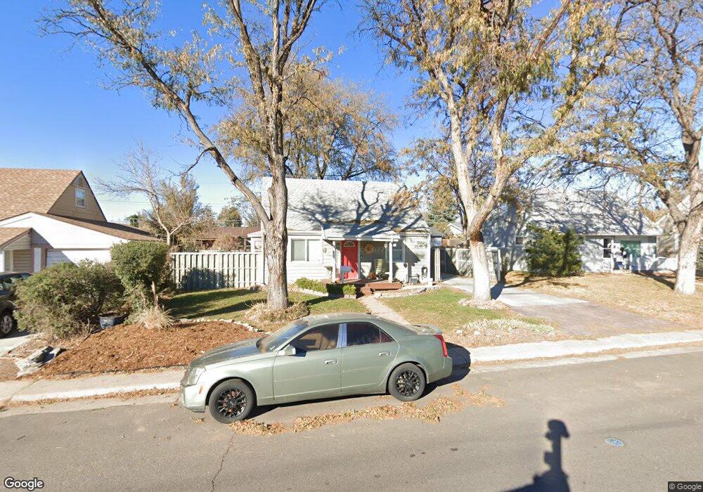 10595 Lowry Place, Aurora, CO 80010 - photo 1