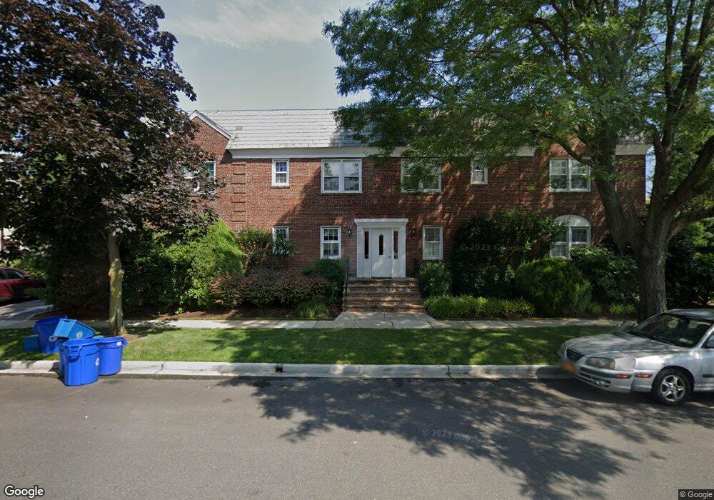 43 Floral Blvd unit 2B, Floral Park, NY 11001 - photo 1