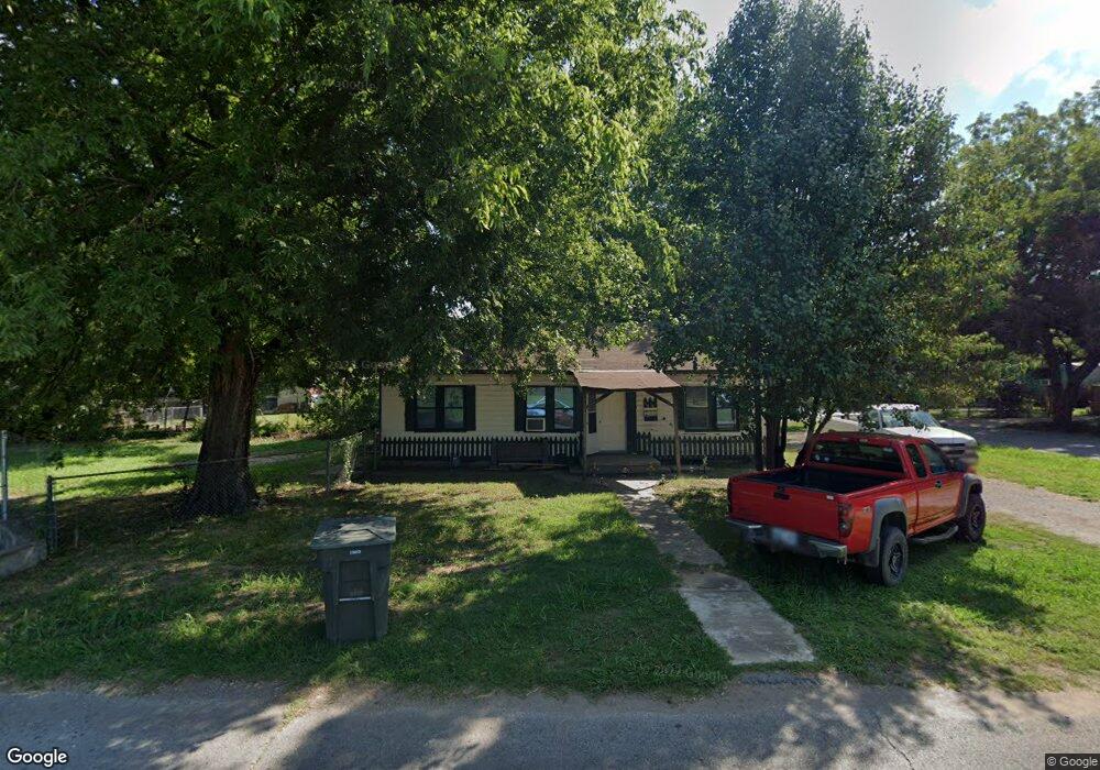 809 S Broadway St, Skiatook, OK 74070 - photo 1