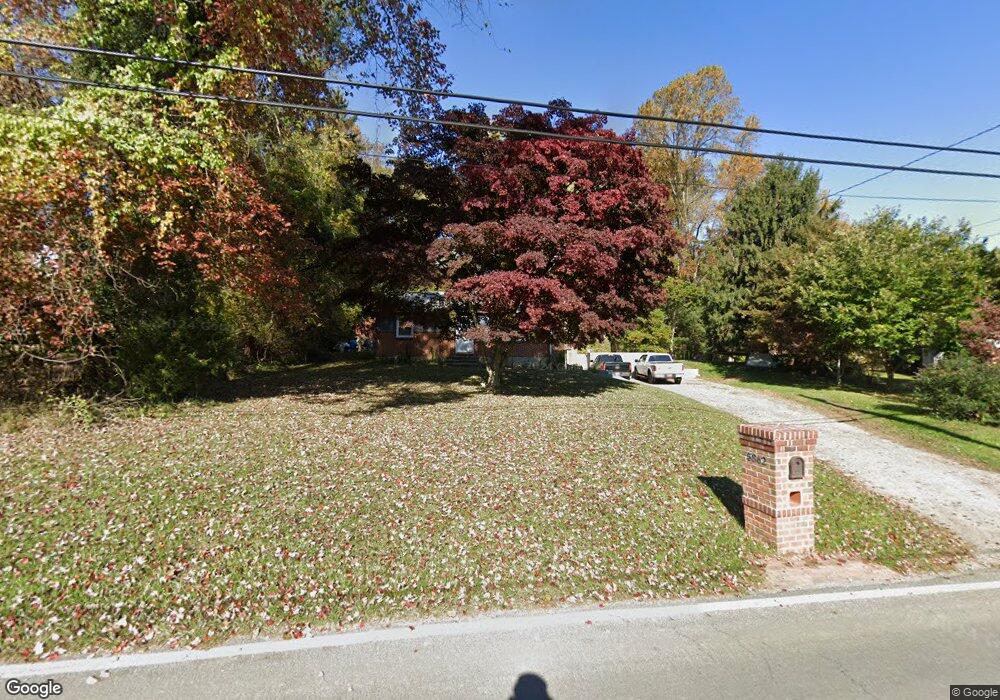 5862 Oakland Rd, Sykesville, MD 21784 - photo 1