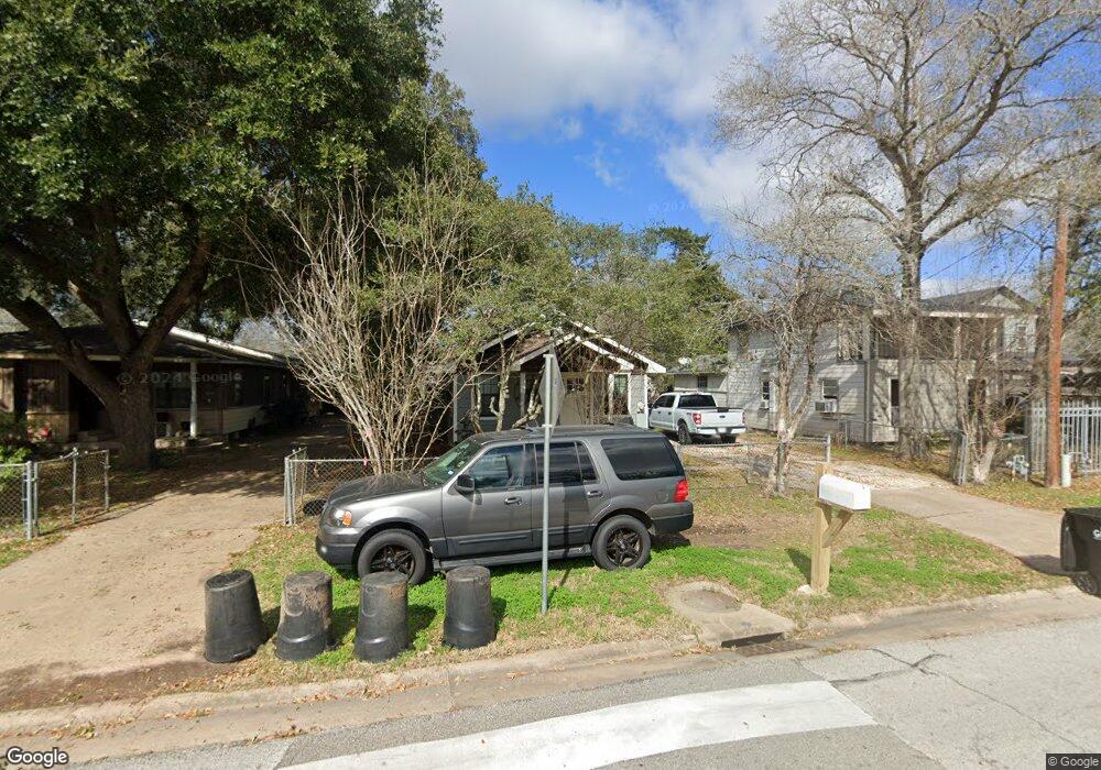 802 Vera Cruz Dr, Rosenberg, TX 77471 - photo 1