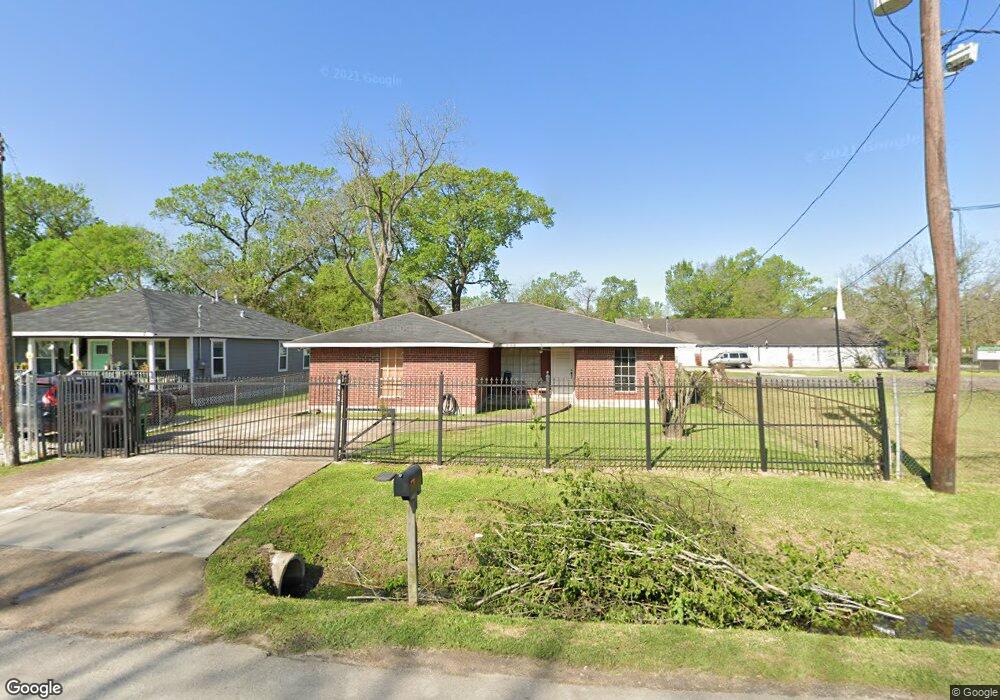 8413 Hoffman St, Houston, TX 77016 - photo 1