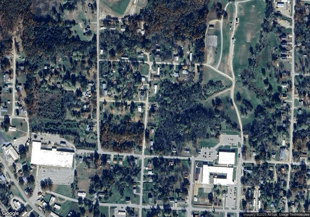 207 N Oak St, Dixon, MO 65459 - photo 1