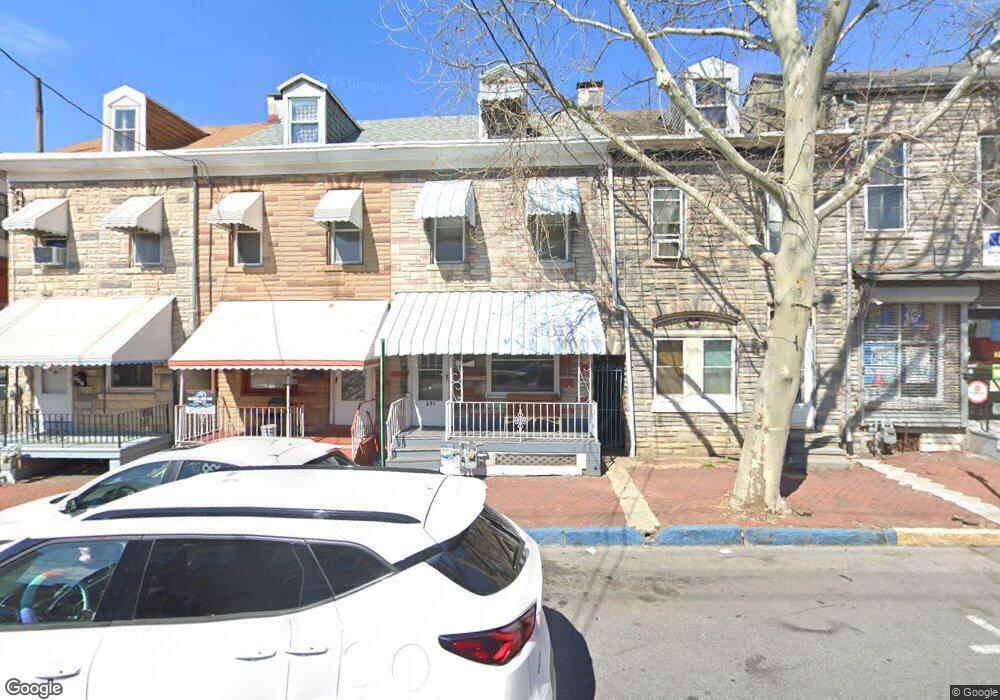 851 Buttonwood St, Reading, PA 19601 - photo 1