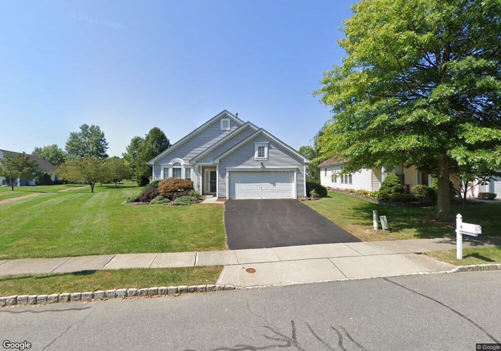 9 Weybourne Ln unit 4, Belvidere, NJ 07823 - photo 1