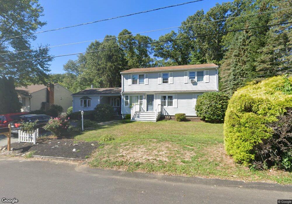 10 Arrowhead Trail, Smithfield, RI 02917 - photo 1