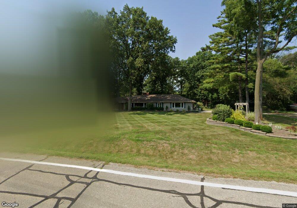 19310 Parke Ln, Grosse Ile, MI 48138 - photo 1