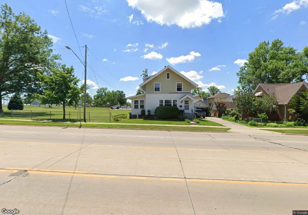 1619 1st Ave SW, Cedar Rapids, IA 52405 - photo 1