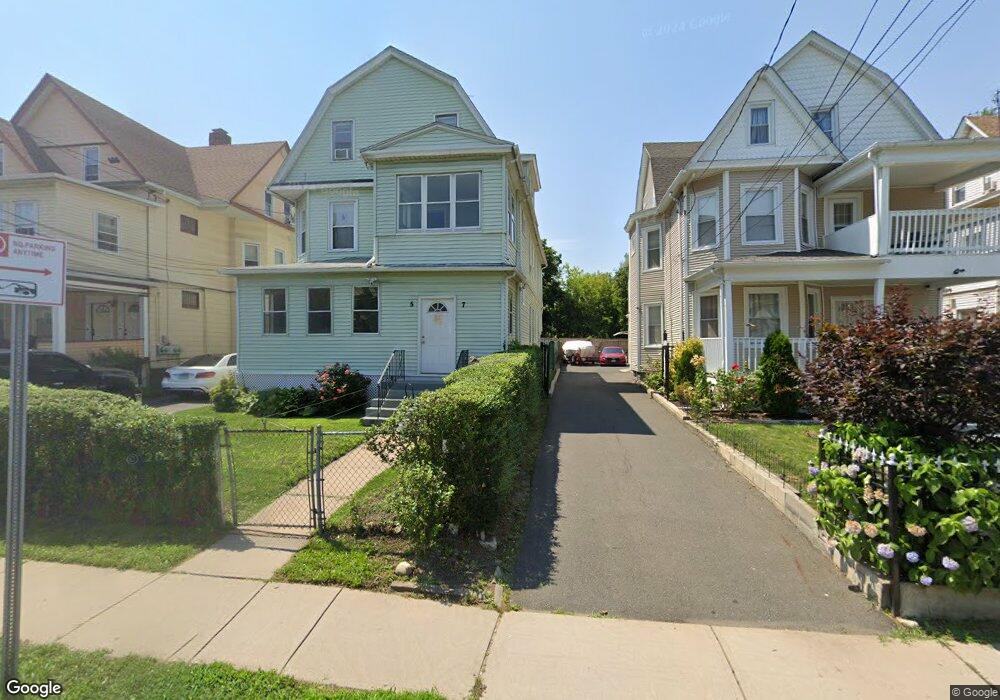 9 Irving St unit 11, Hartford, CT 06112 - photo 1