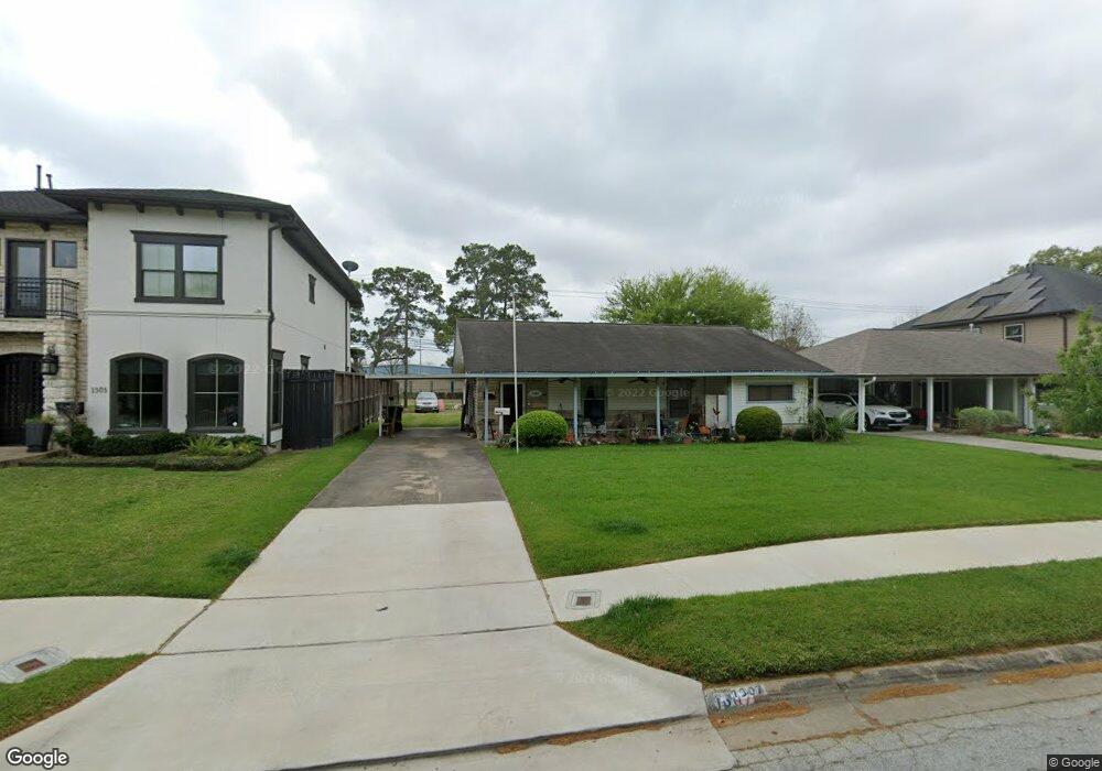 1307 Du Barry Ln, Houston, TX 77018 - photo 1