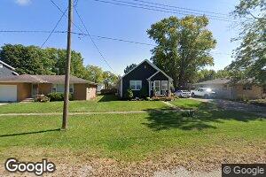 114 N Broadway St, Fisher, IL 61843