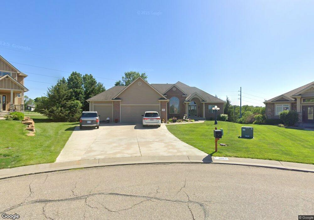 4019 SW Barons Ln, Topeka, KS 66610 - photo 1