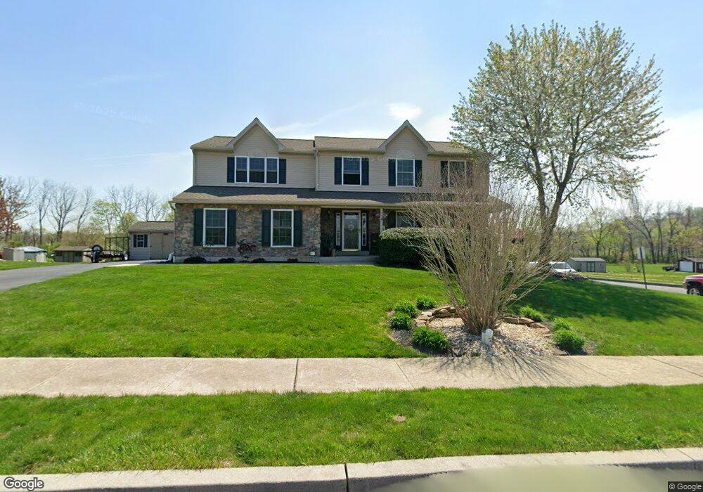 523 W Reeser St, Leesport, PA 19533 - photo 1