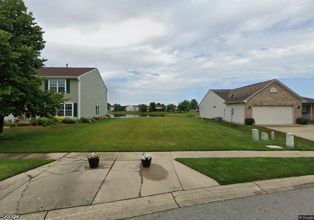 2772 Longleaf Dr, Greenwood, IN 46143 - photo 1