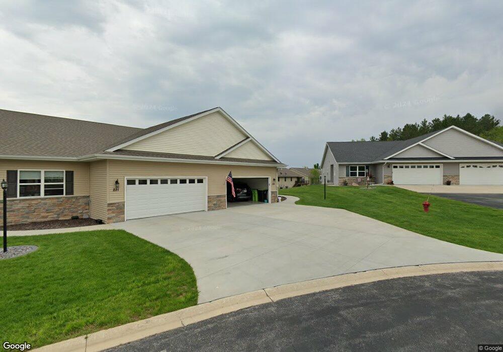 225 Four Seasons Ln, Kewaskum, WI 53040 - photo 1