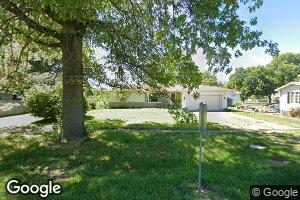 215 N Maple St, Windsor, IL 61957