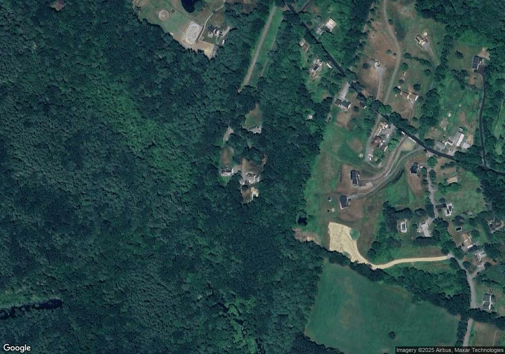 366 Mulpus Rd, Lunenburg, MA 01462 - photo 1