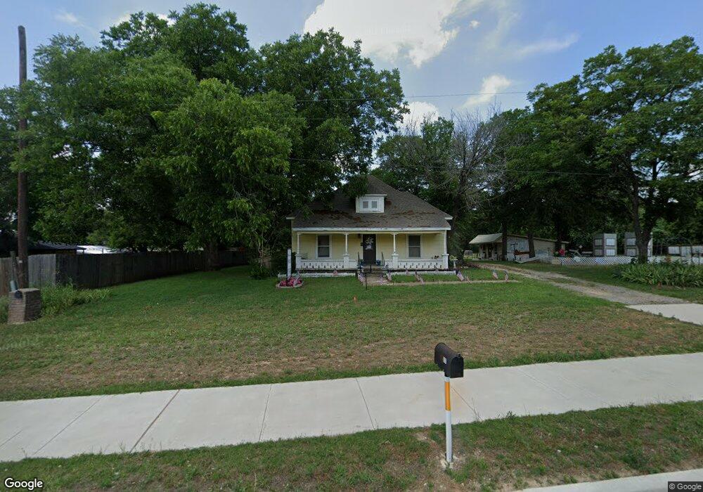 817 N Main St, Springtown, TX 76082 - photo 1