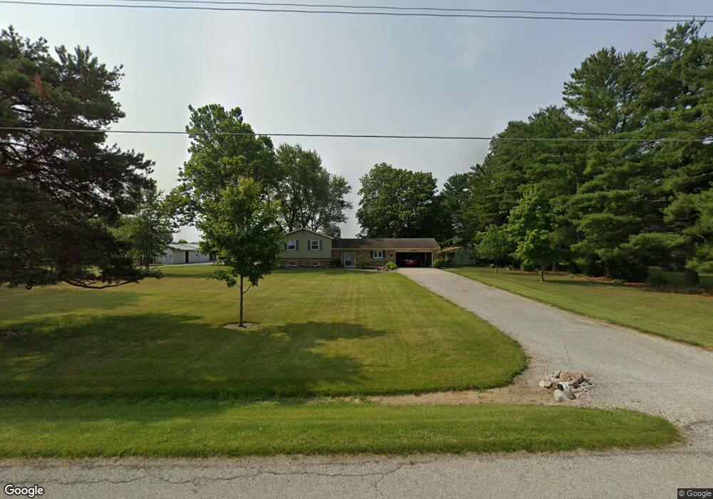 8135 Lafayette Center Rd, Yoder, IN 46798 - photo 1