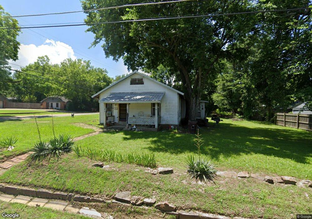 216 S 5th St, Eufaula, OK 74432 - photo 1