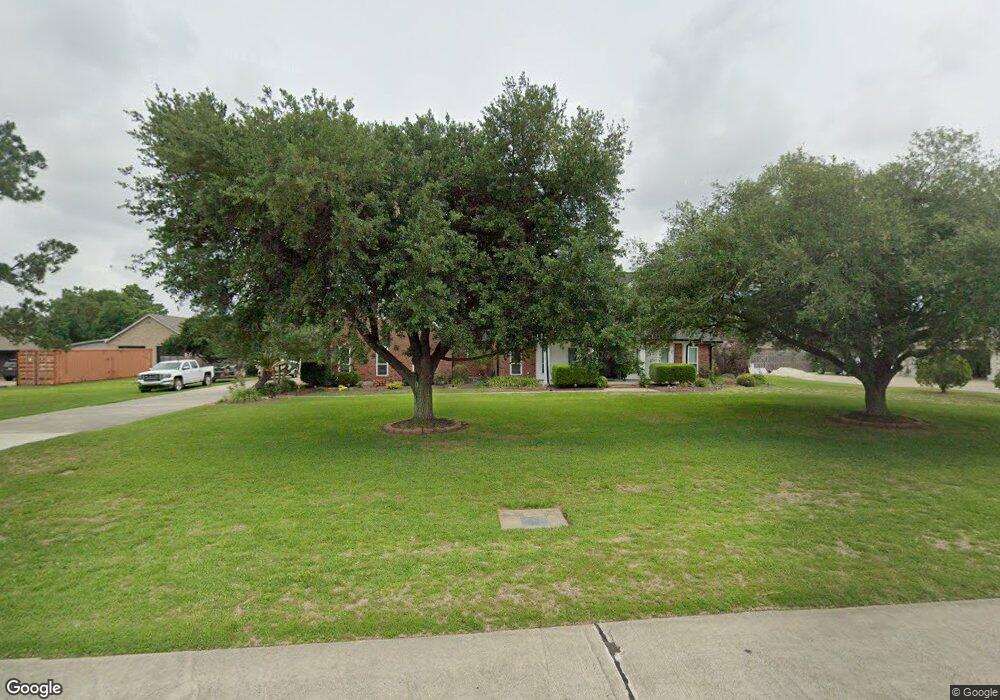 1722 Swan Dr, Lake Charles, LA 70605 - photo 1