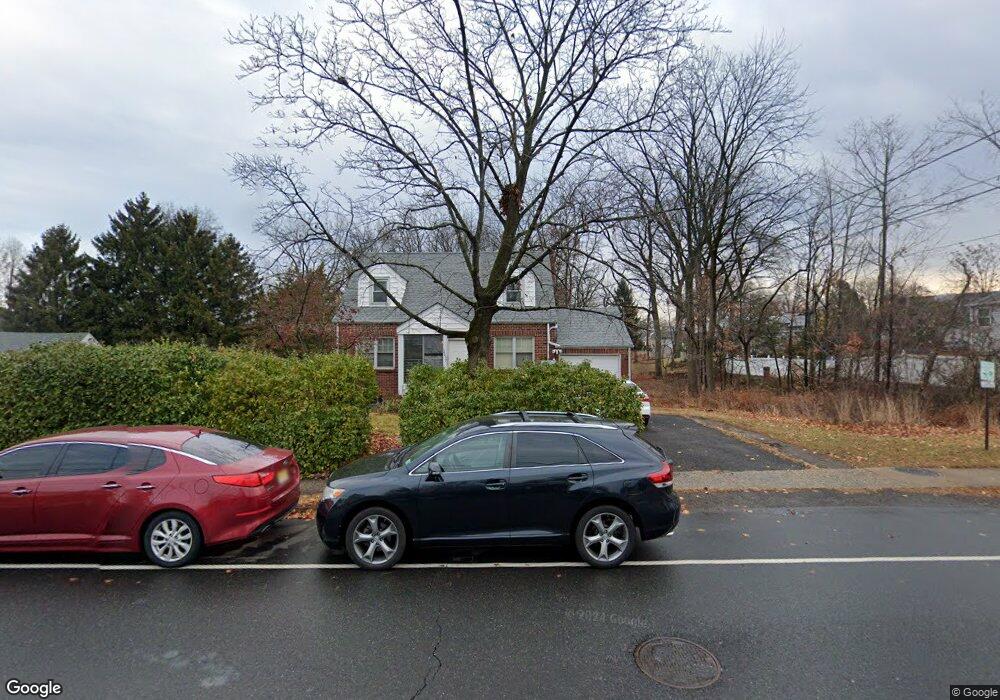 2237 Vauxhall Rd, Union, NJ 07083 - photo 1