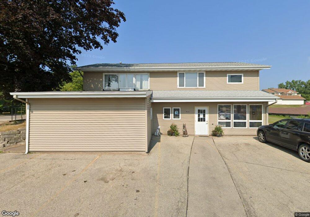 400 Edgewood Rd NW, Cedar Rapids, IA 52405 - photo 1