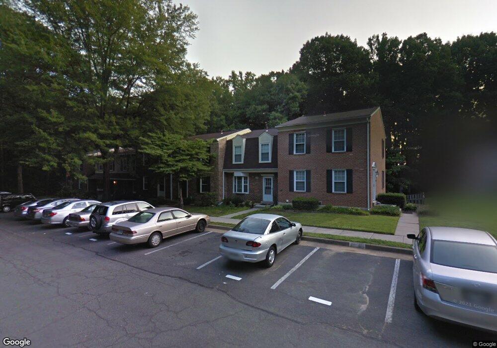 6410 Old Scotts Ct, Springfield, VA 22152 - photo 1