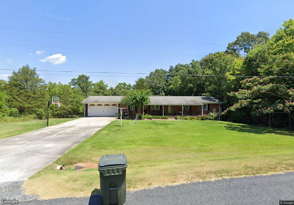 994 Cannon Heights Dr, Asheboro, NC 27205 - photo 1