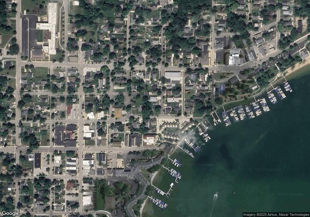 316 E Washington St, Culver, IN 46511 - photo 1