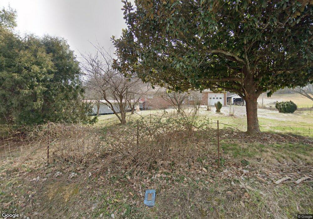 251 Woodlyn Rd, Johnson City, TN 37601 - photo 1