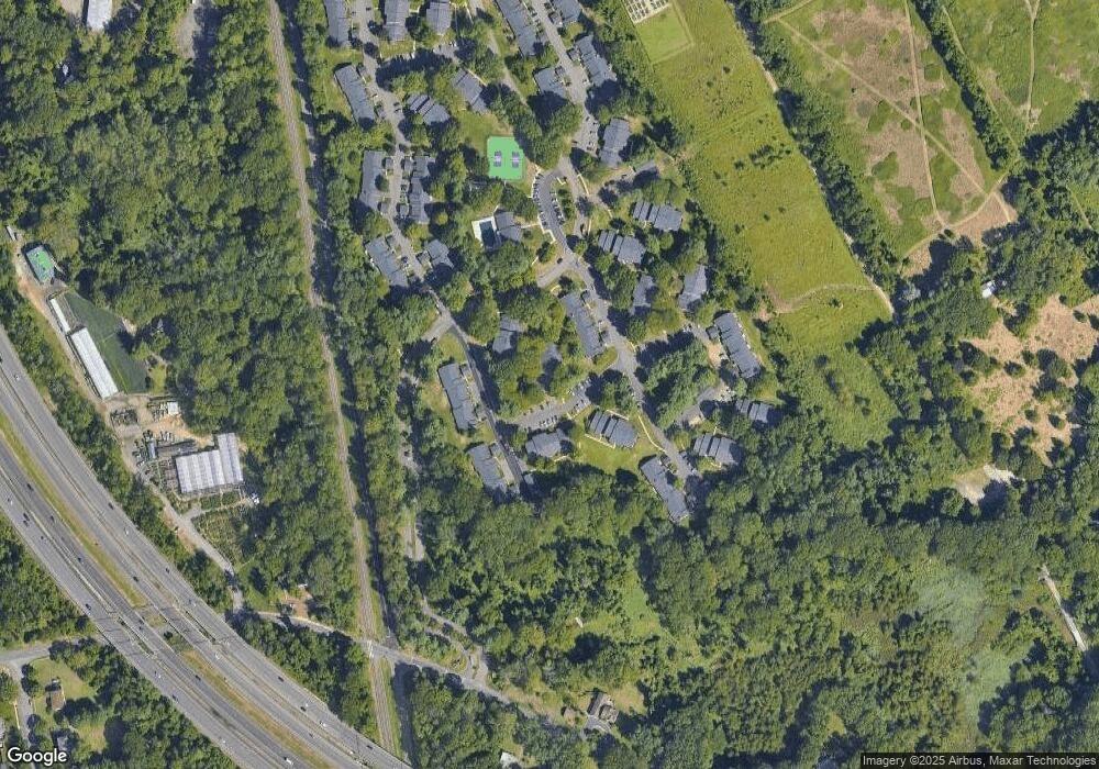 25 Hogan Ln unit 23, Red Bank, NJ 07701 - photo 1