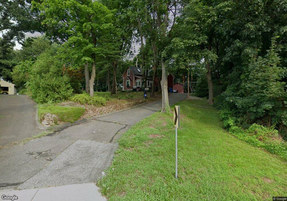 92 N School St, Manchester, CT 06042 - photo 1