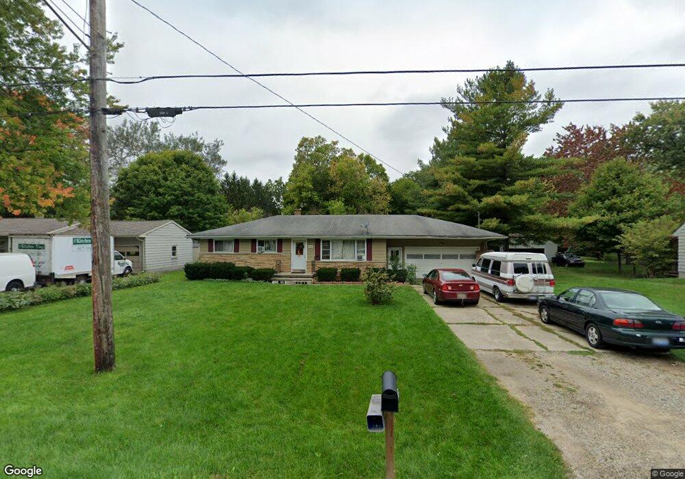 5816 Schafer Rd, Lansing, MI 48911 - photo 1